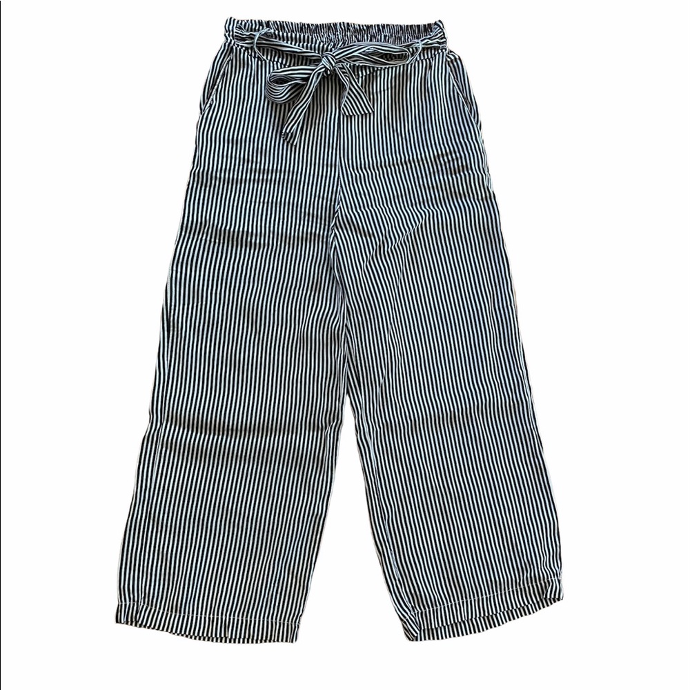 Comfortable Dixie black and white striped pants with drawstring waist, size S